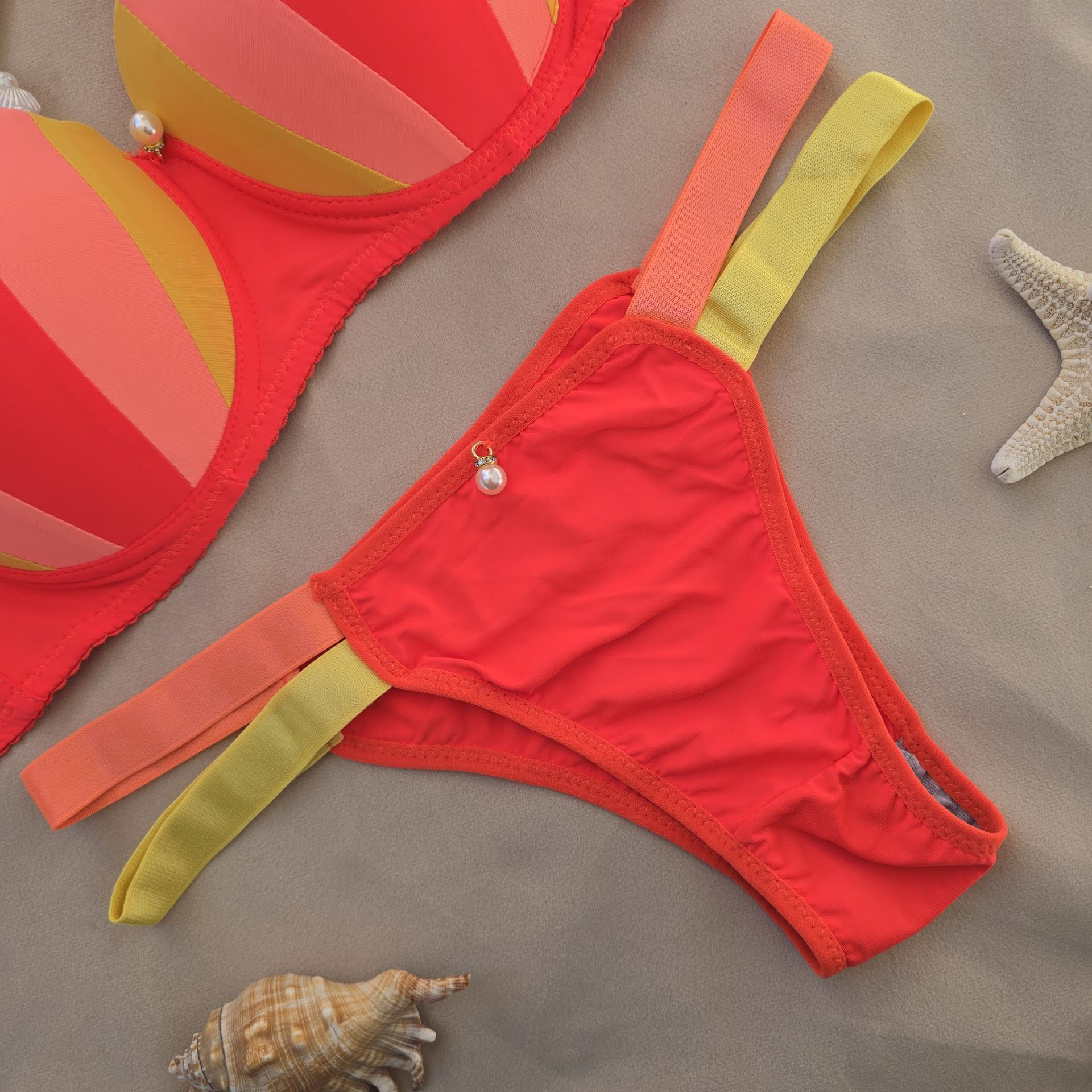 ست لباس زیر زنانه صدف با سوتین دکلته