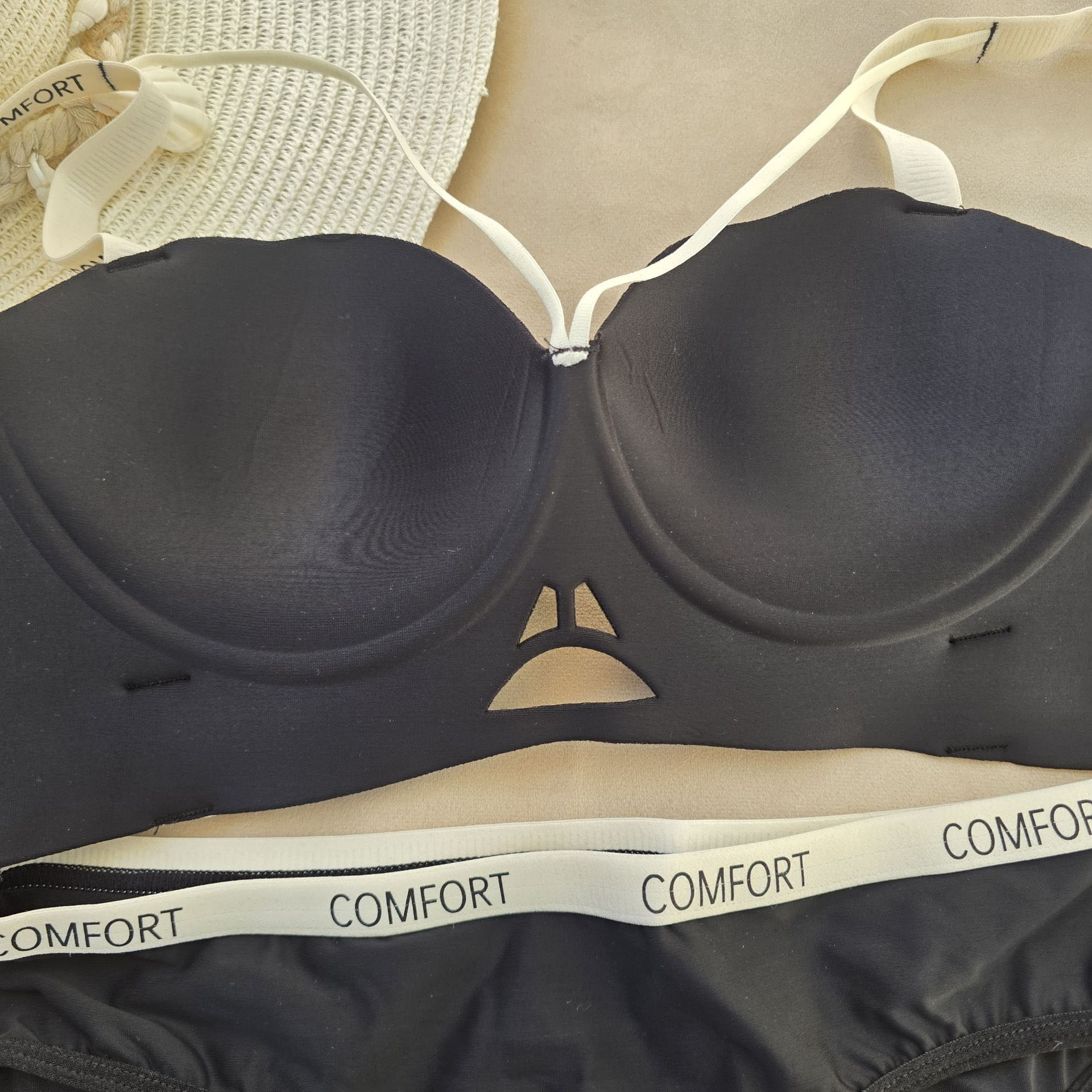  سوتین Comfort کاپ A لیزری ابریشمی 